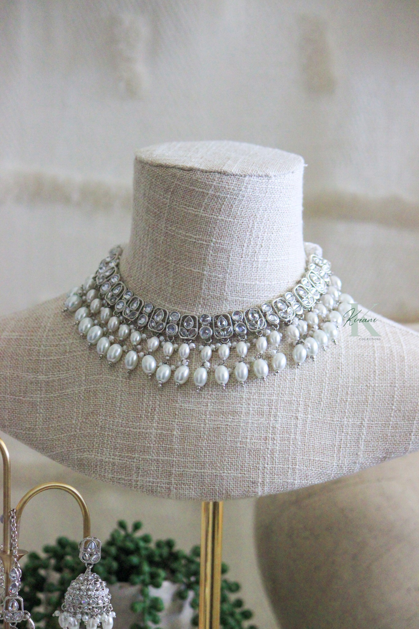 NITARA - Silver Necklace Set