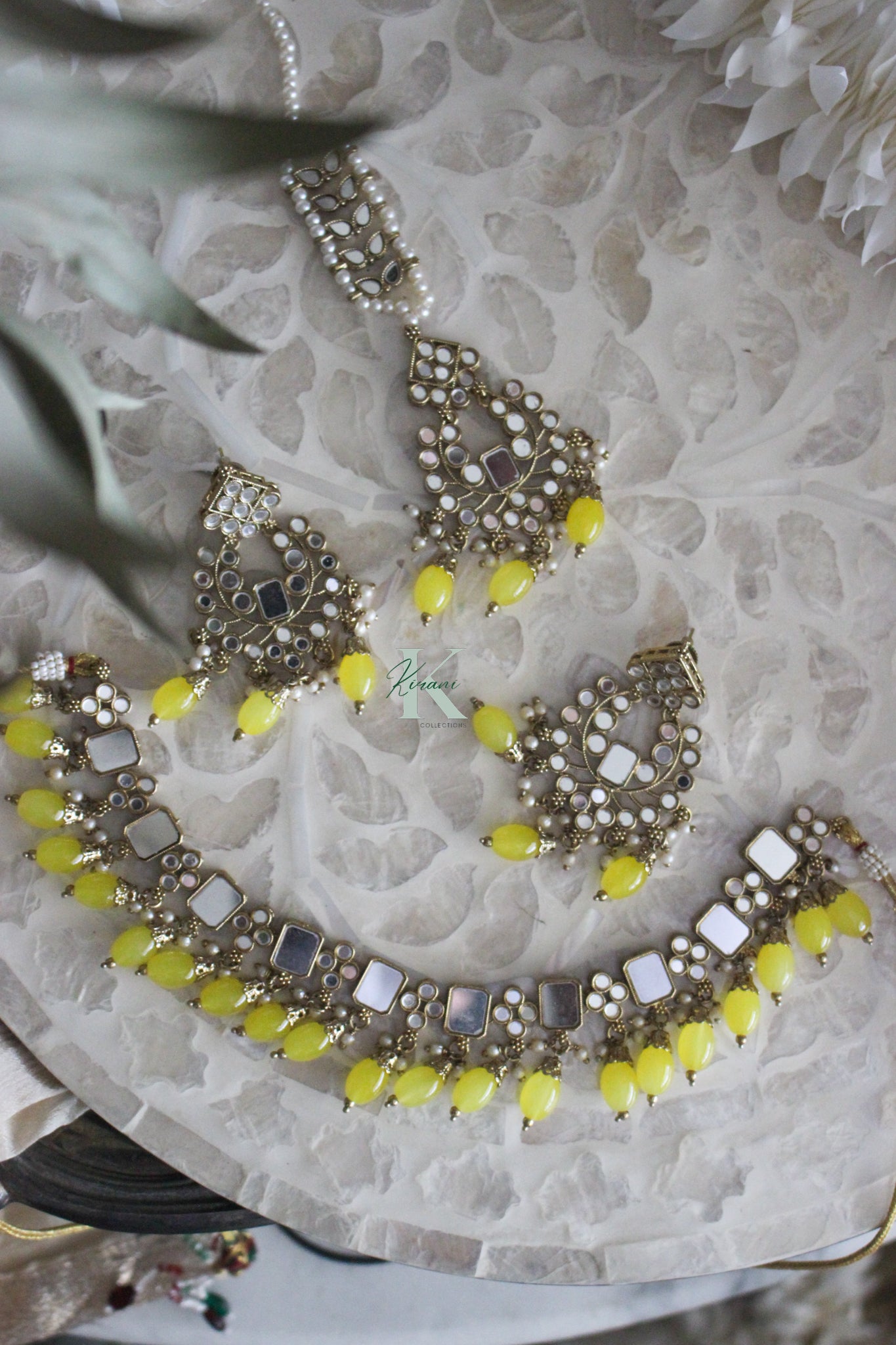 ÉLARA - Yellow Necklace Set