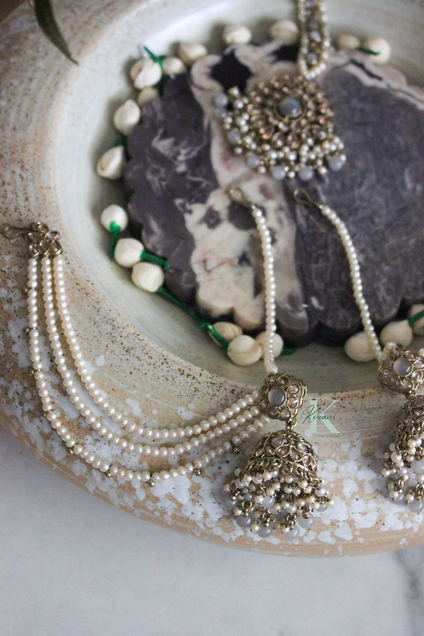 OMIRA - Shahare Earrings & Tikka Set