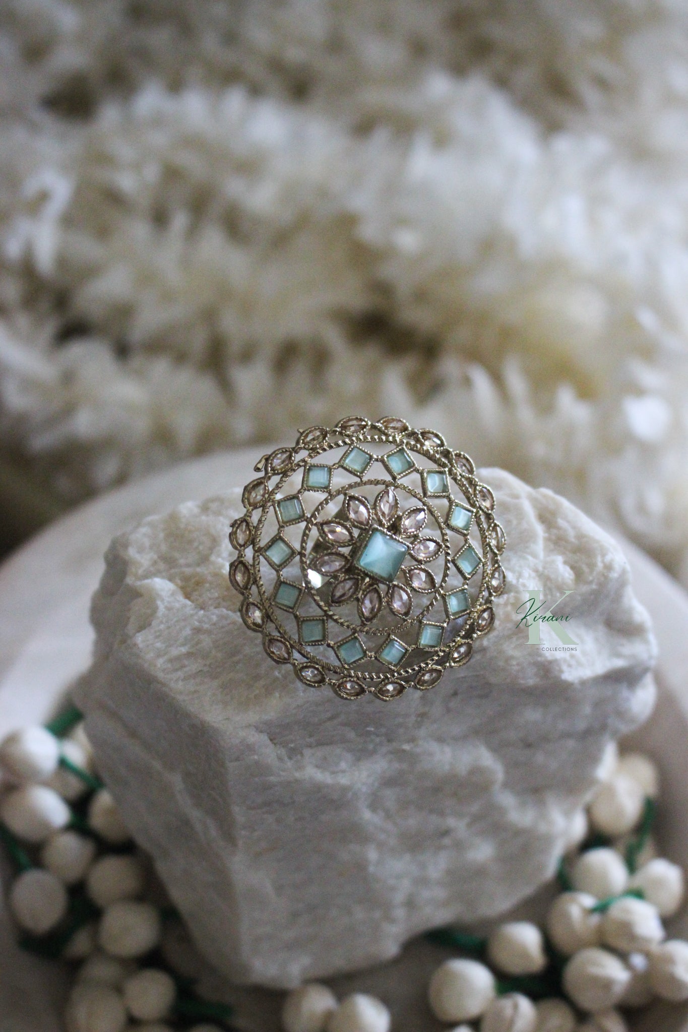 CHHALLA - Green Oversized Ring