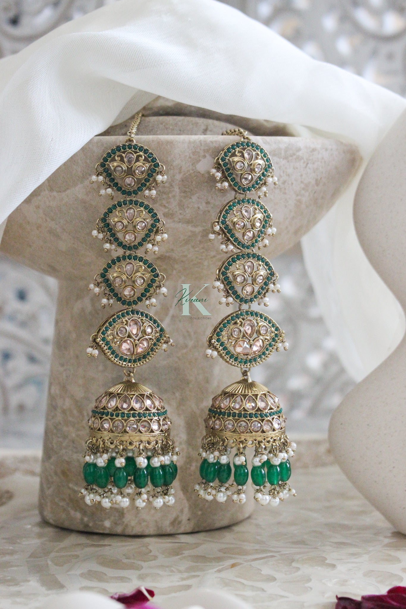 VÉRAA - Green Earrings and Tikka Set