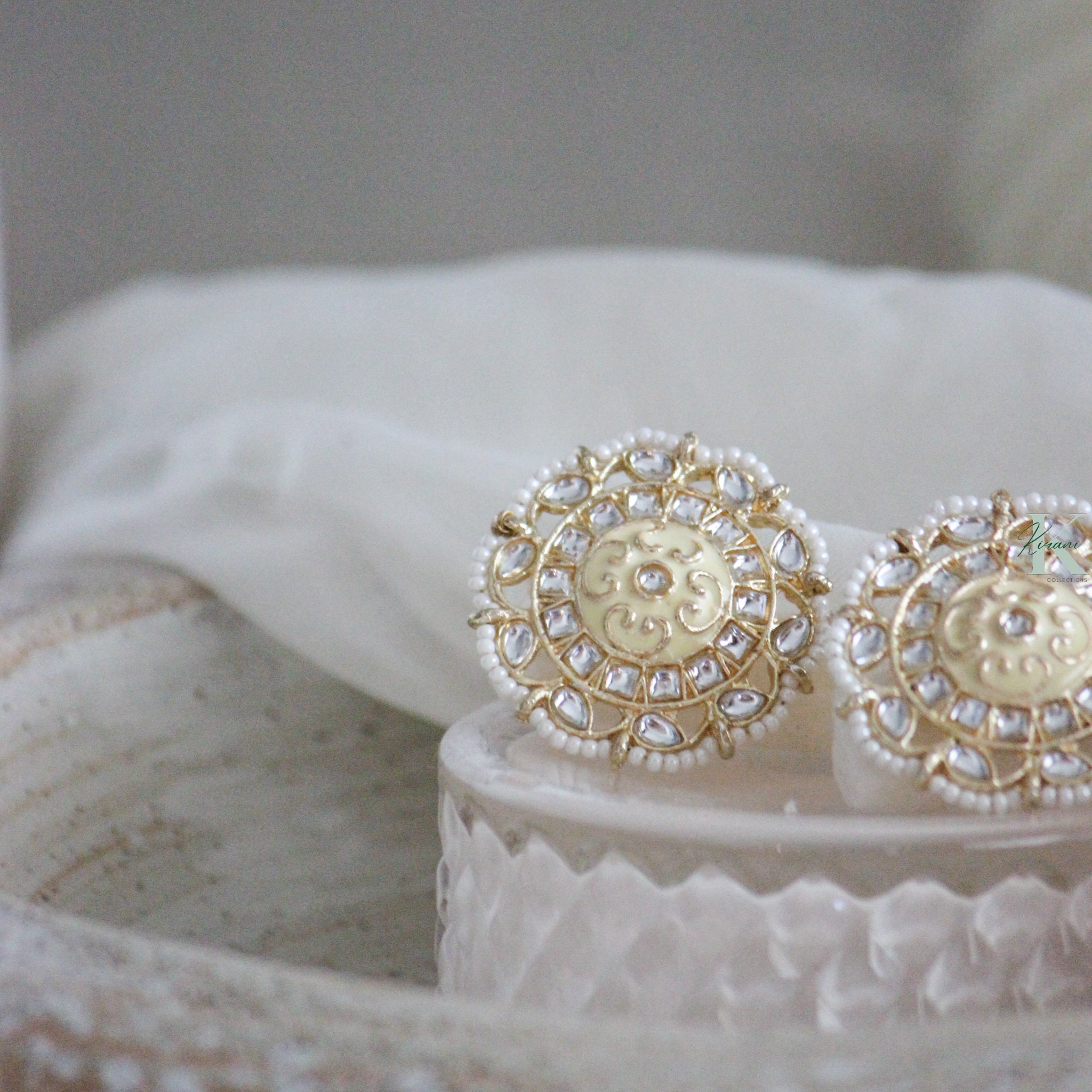 ALANA - Stud Earrings