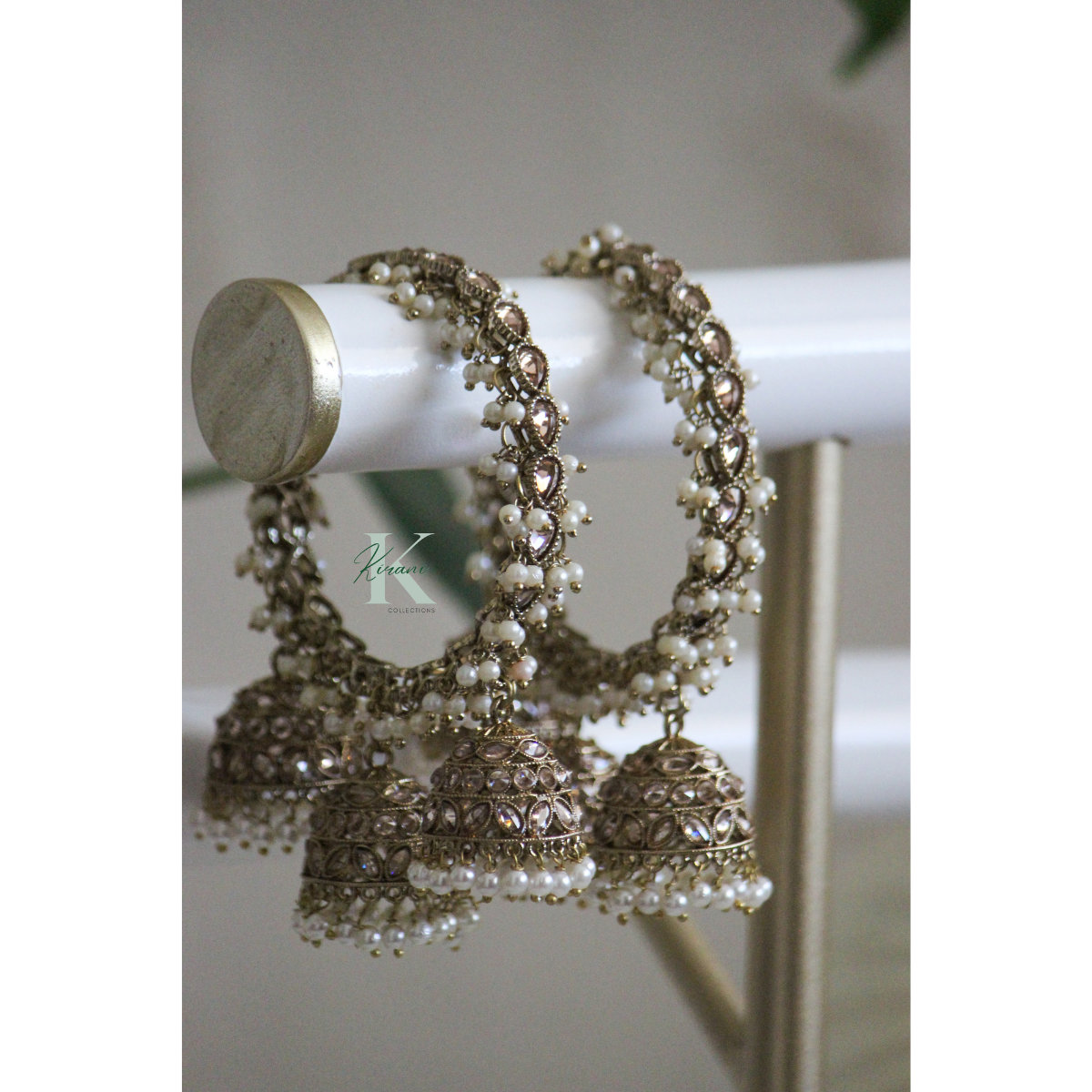 ANUSHA - Gold Jhumki Bangles