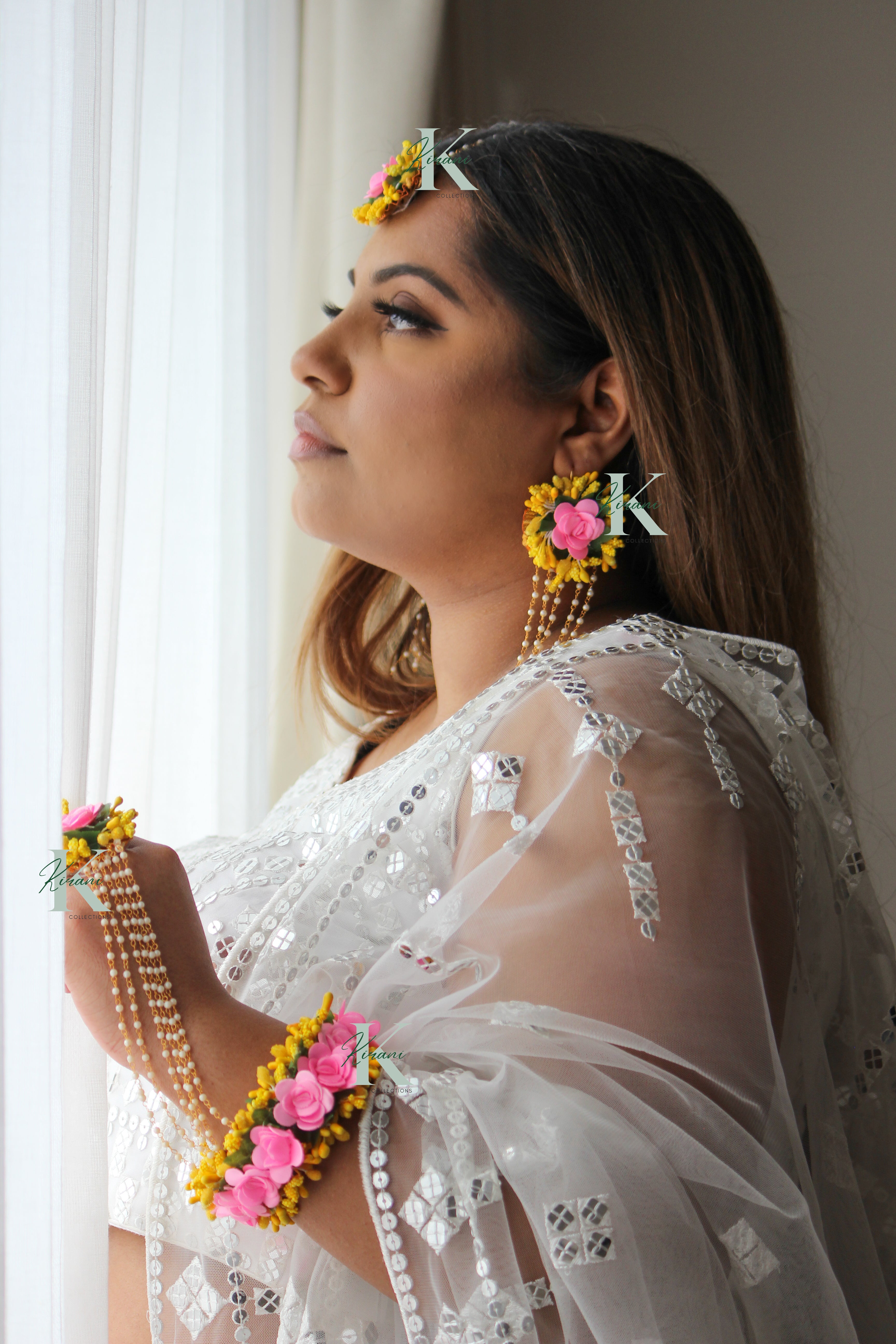 KABIRA - (6 pc Flower Jewellery Set)