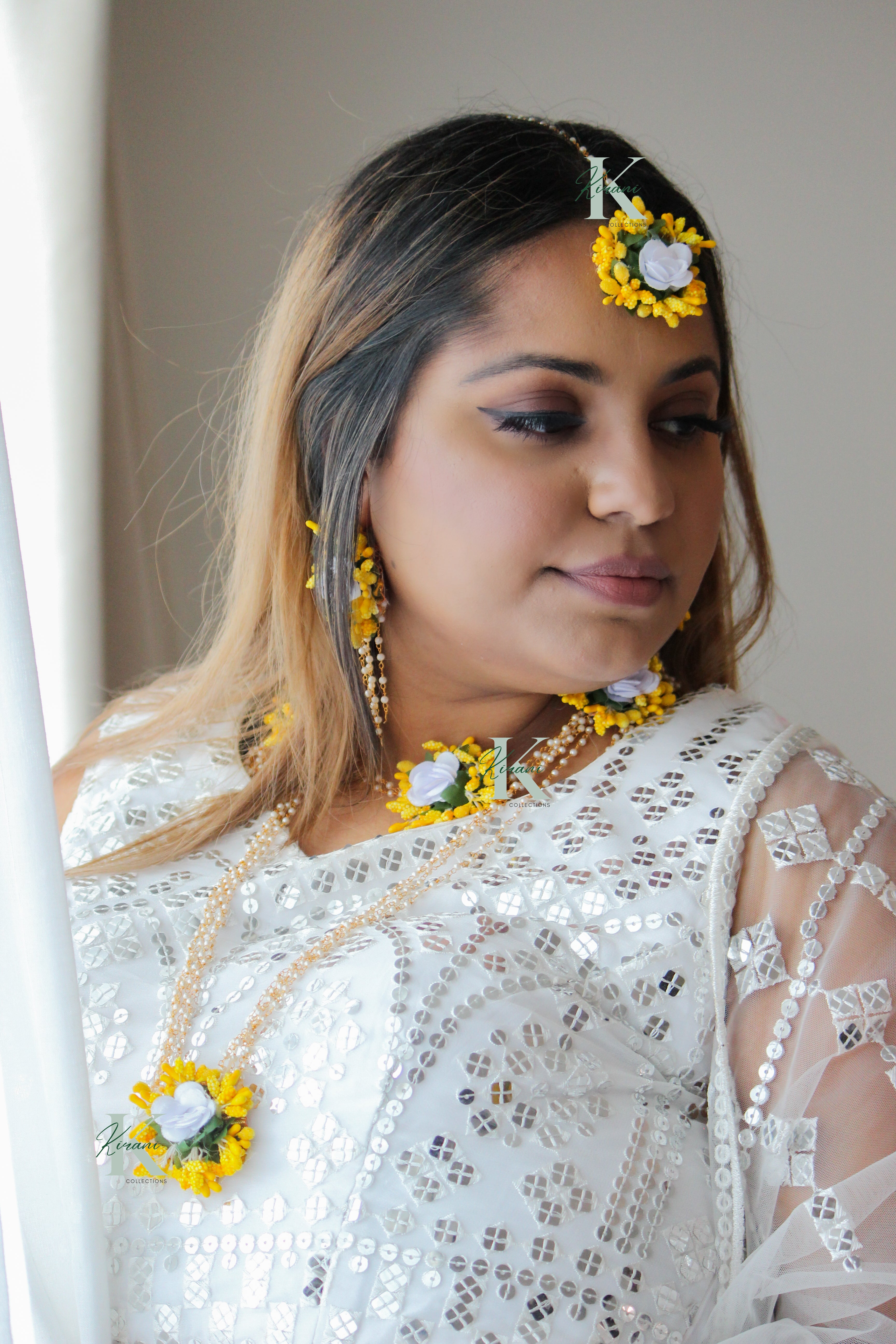 KESARIYA - (7 pc Flower Jewellery Set)