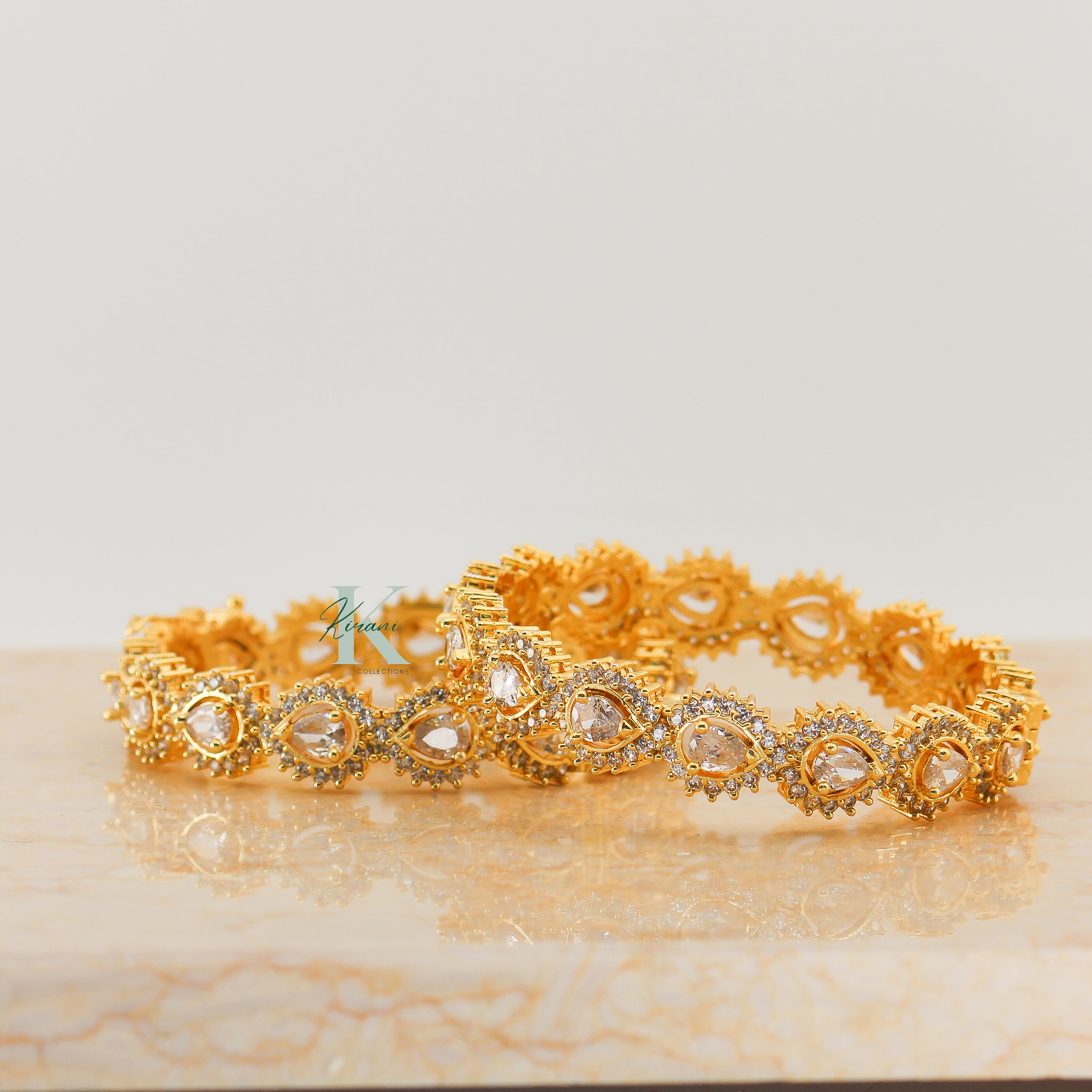 RUHI - Kada (Openable)