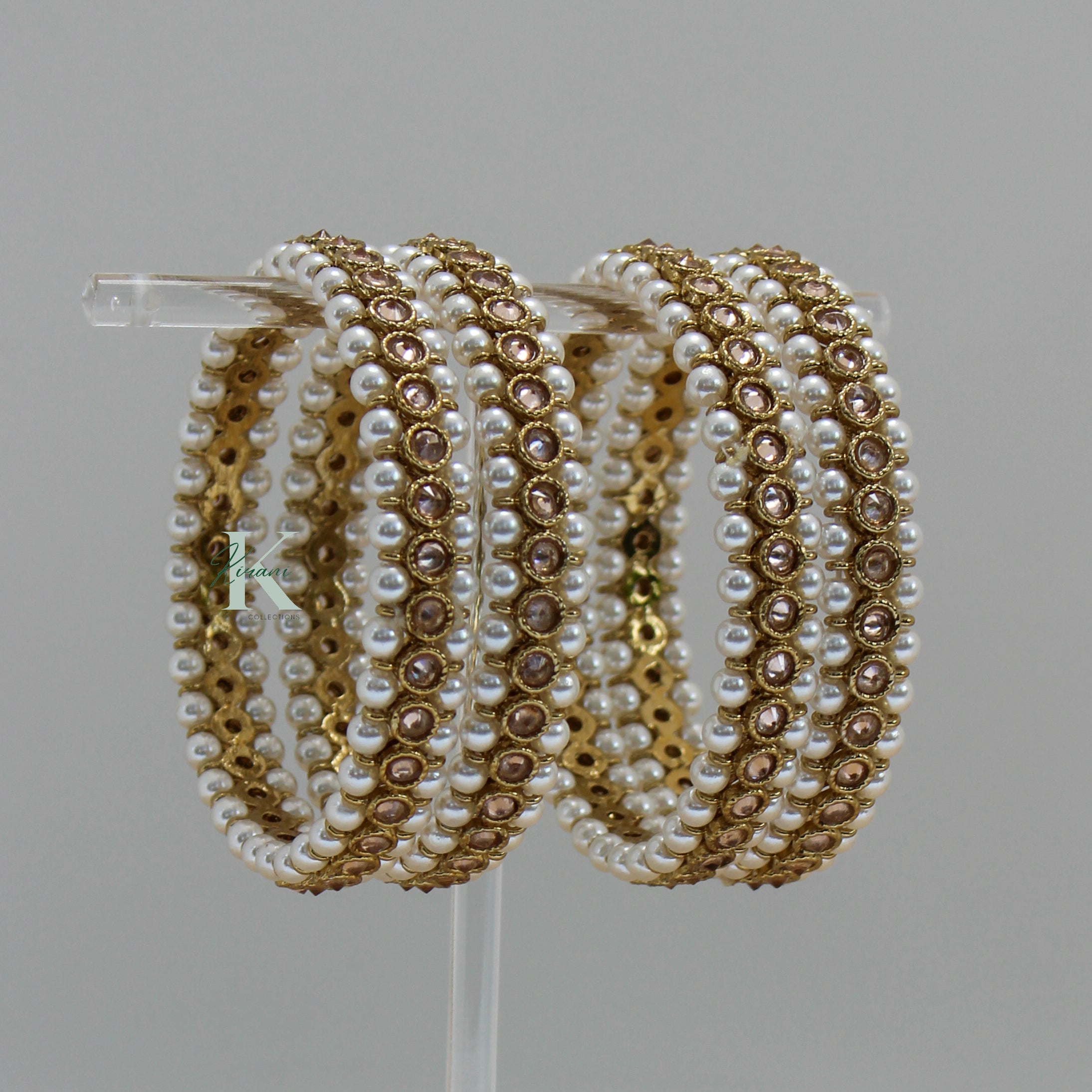 GAUTAMI - (Set of 4 Bangles)