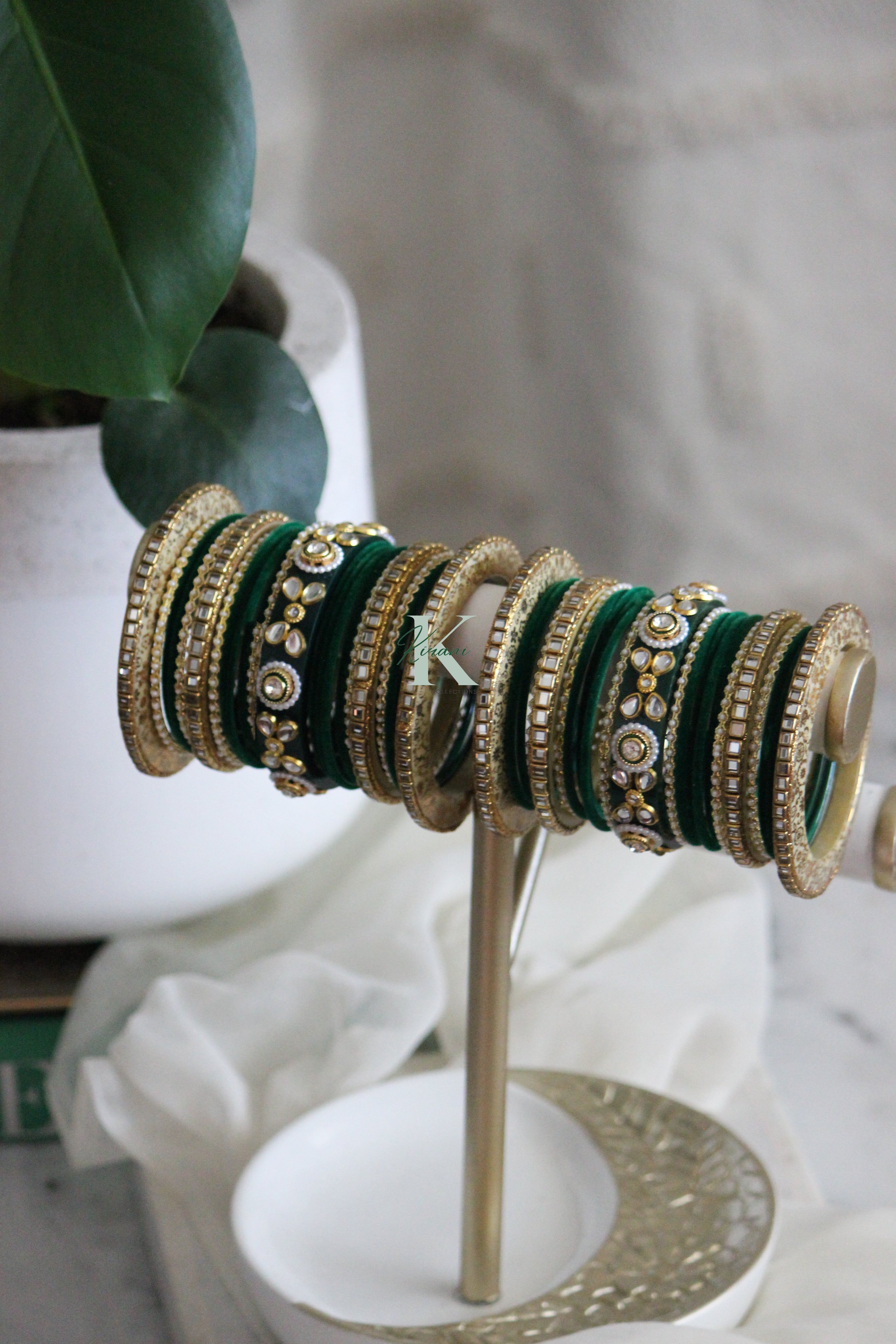 SAACHI - Green Bangle Set