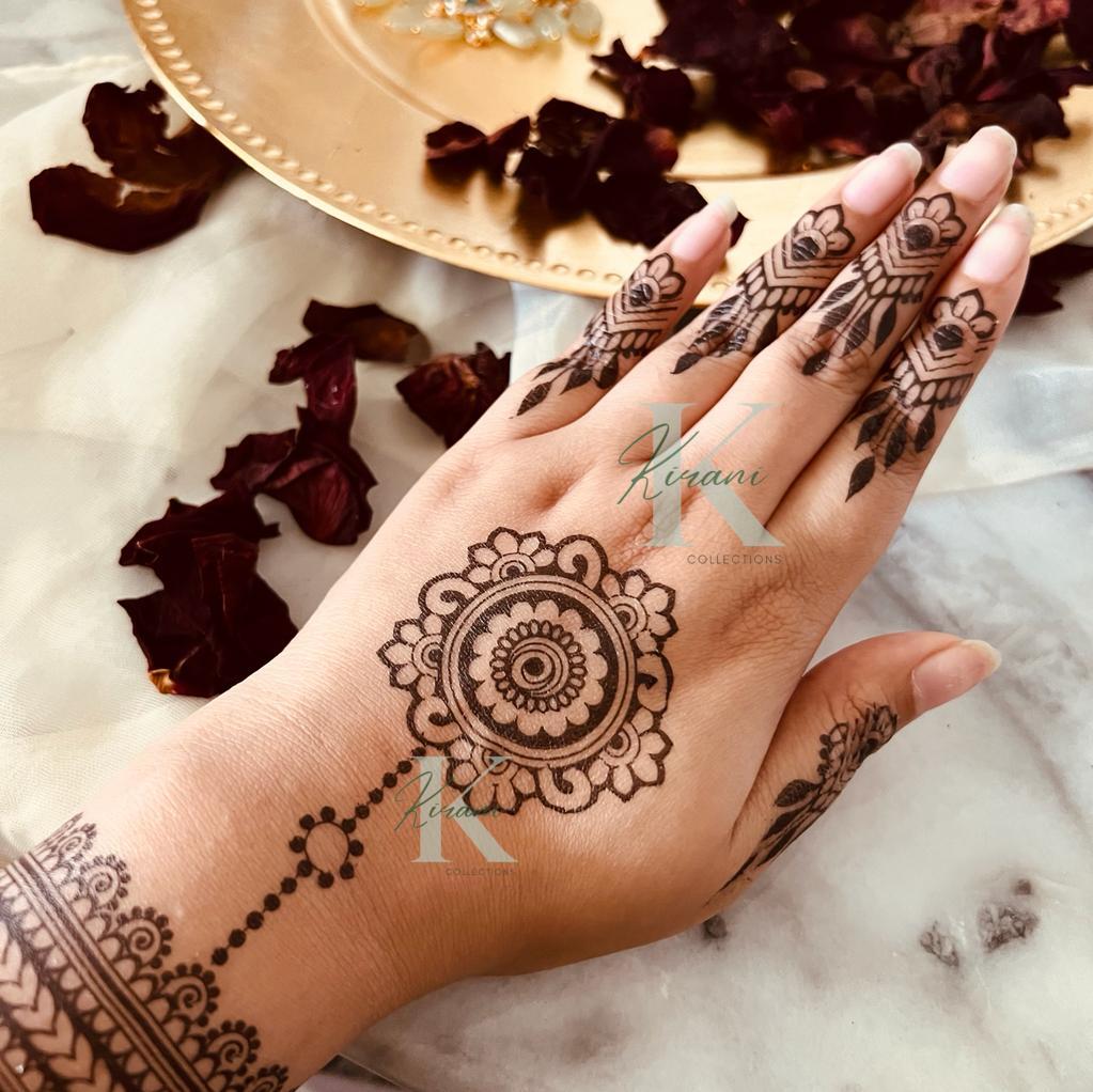 Henna/Mehndi Tattoo - Design 4