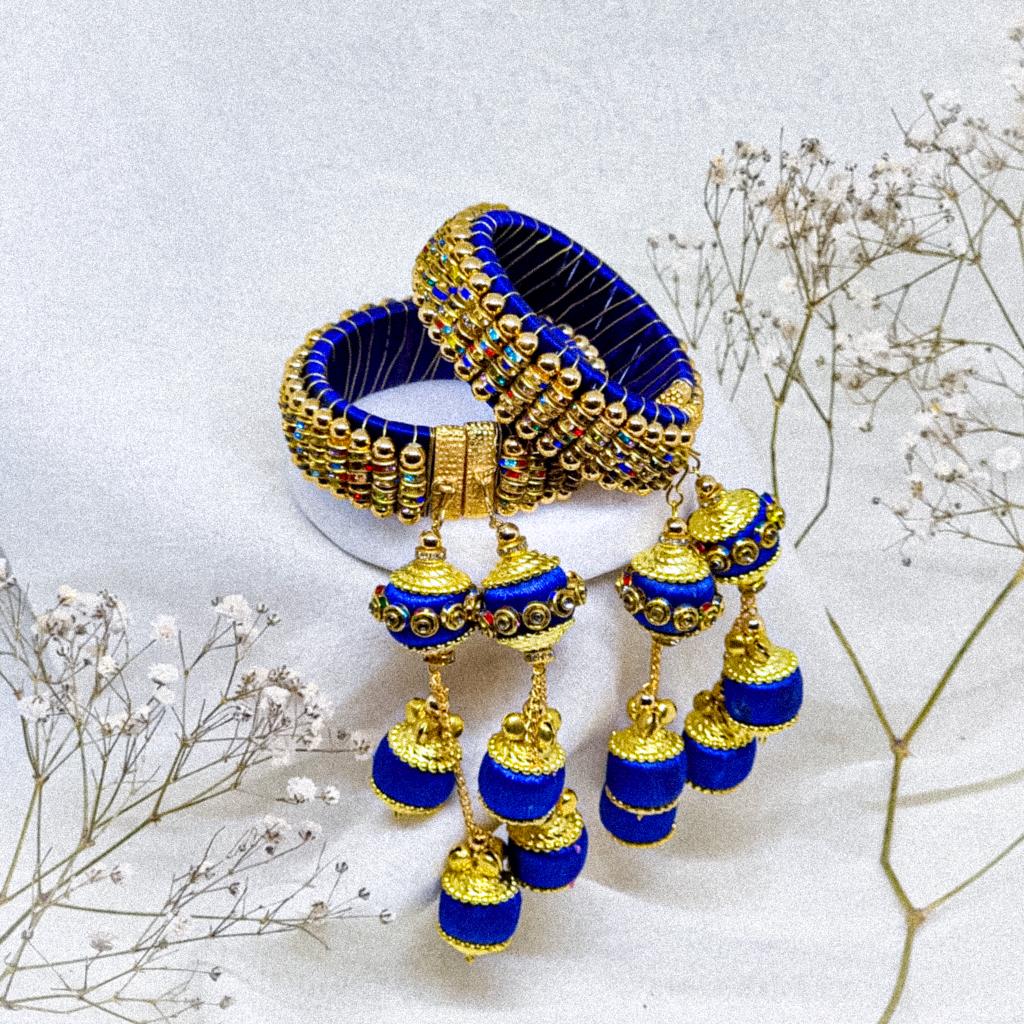 DEVINA - (Set of 2 Multi Bangle with Thread Latkan)