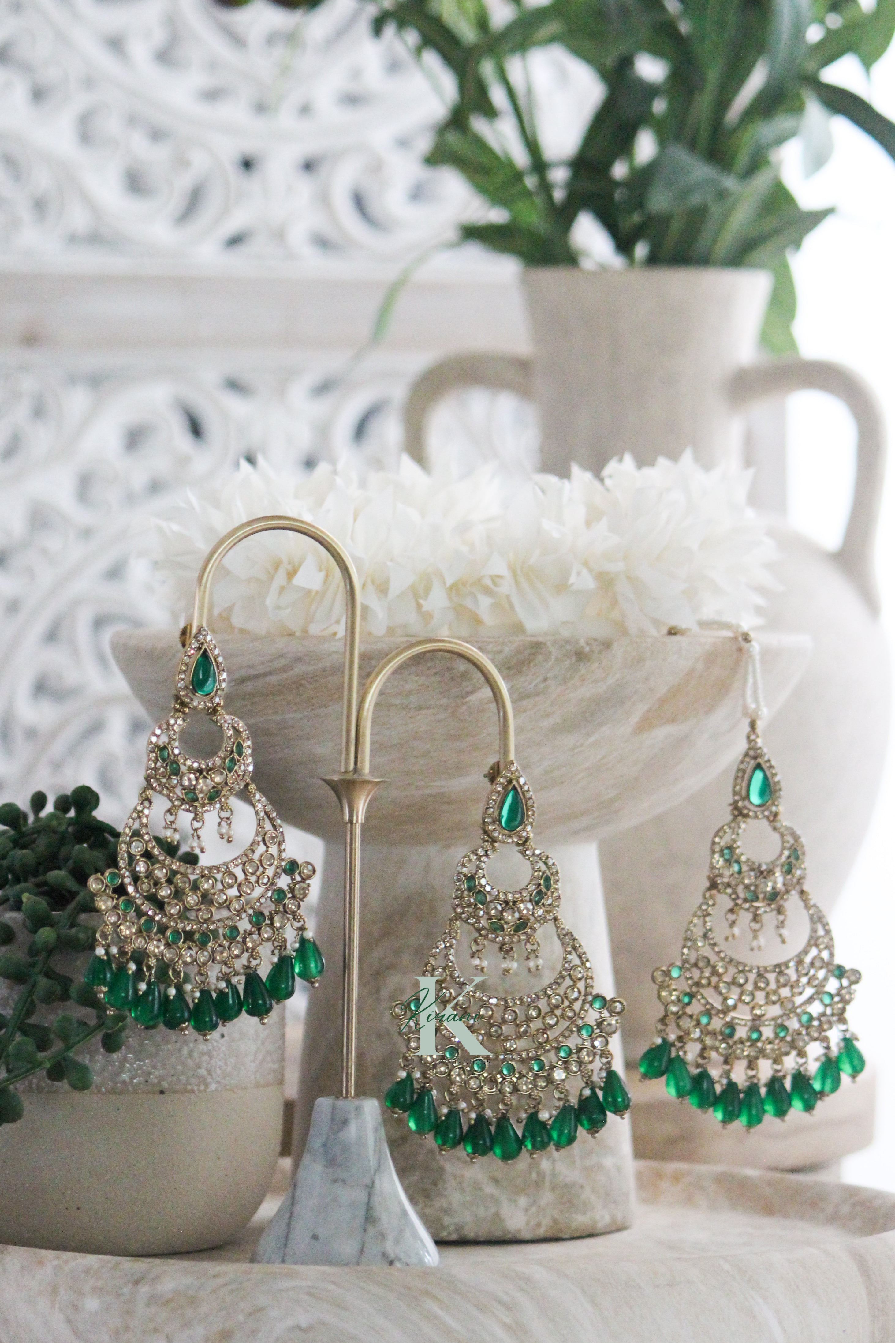 ELISHKA Emerald Earrings and Mangtika