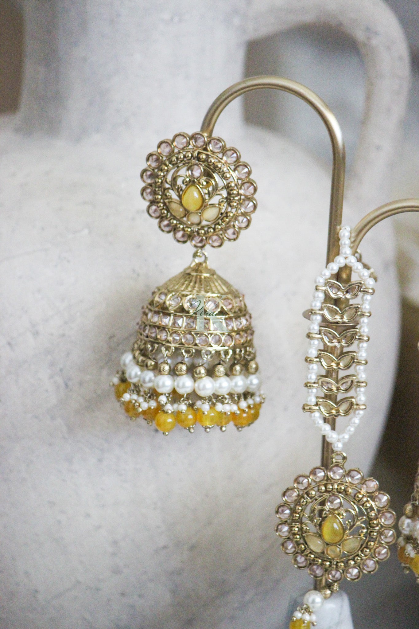 BHUMI Yellow Earring and Tika Set