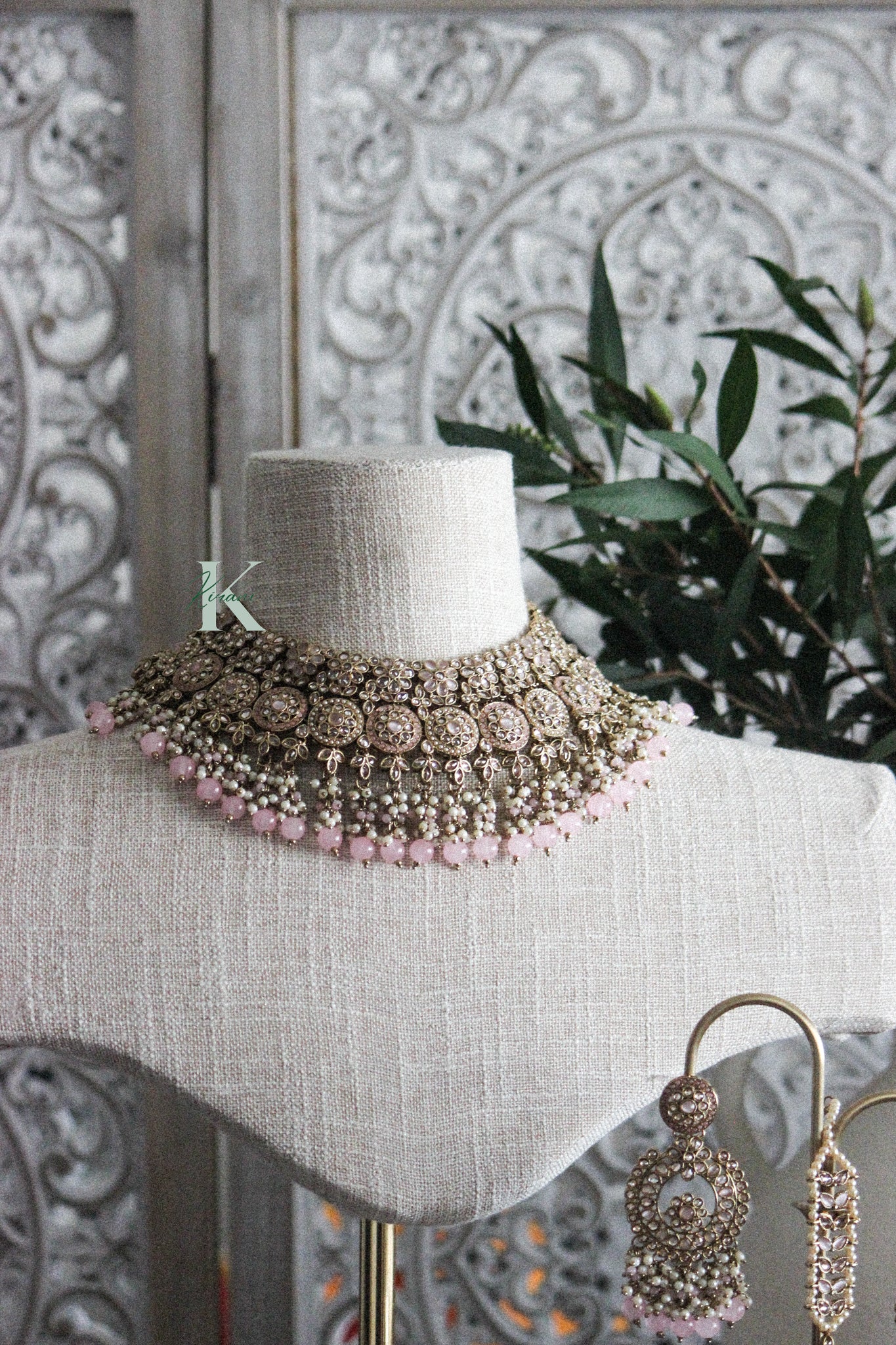 MAKAYLA - Pink Necklace Set with Passa