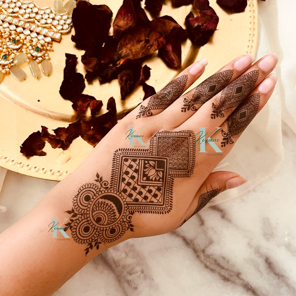 Henna/Mehndi Tattoo - Design 2